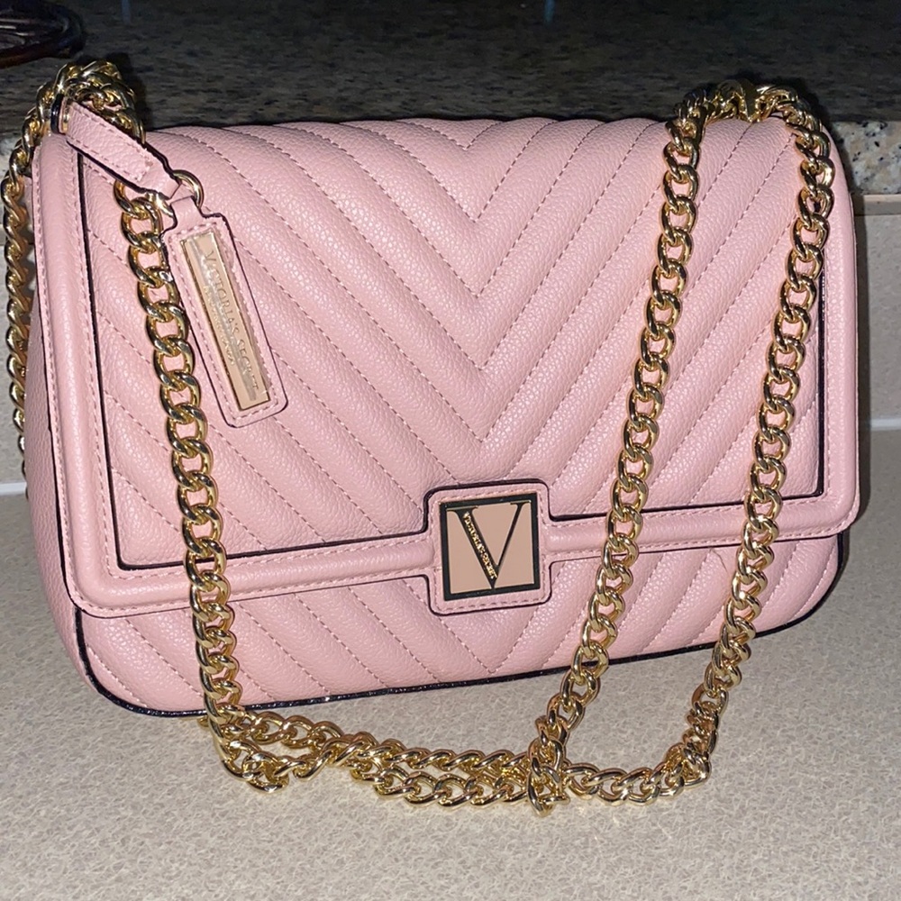 Pink VS purse